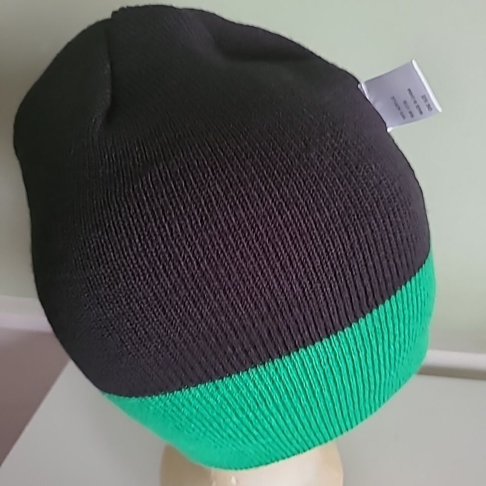 Color Block Beanie - Picture 10 of 11